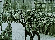 Kundgebeung anlässlich der Eröffnung des nationalsozialistischen Landtags am 29.04.1933. Foto: Niedersächisches Landesarchiv - Staatsarchiv Wolfenbüttel 50 Slg 95